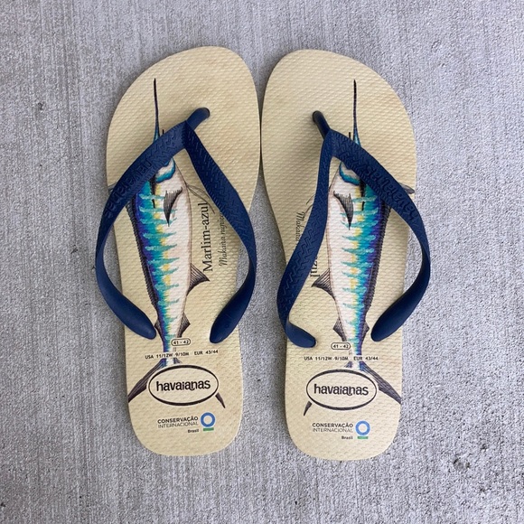 Havaianas Other - Havaianas Flip Flops Size 11/12 W or 9/10M